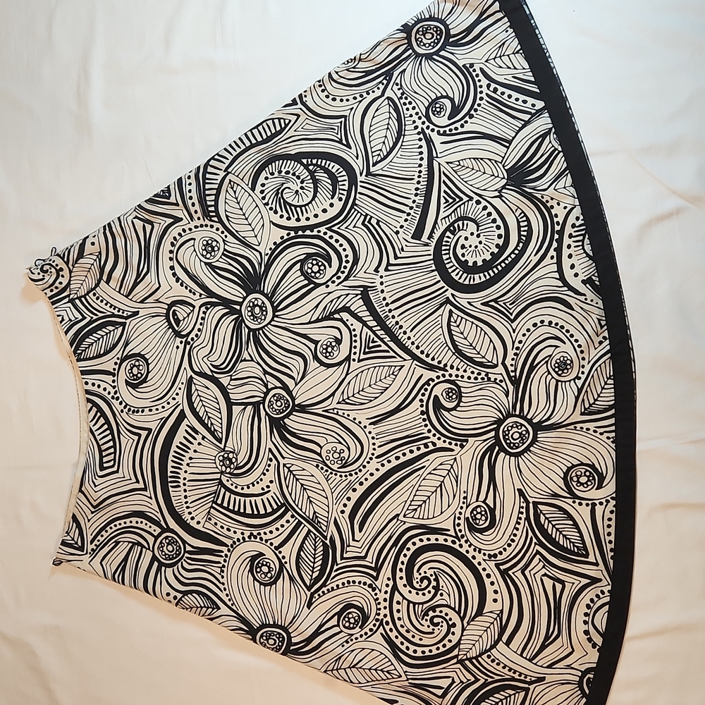 White House Black Market a-line skirt, size 4, black and white paisley